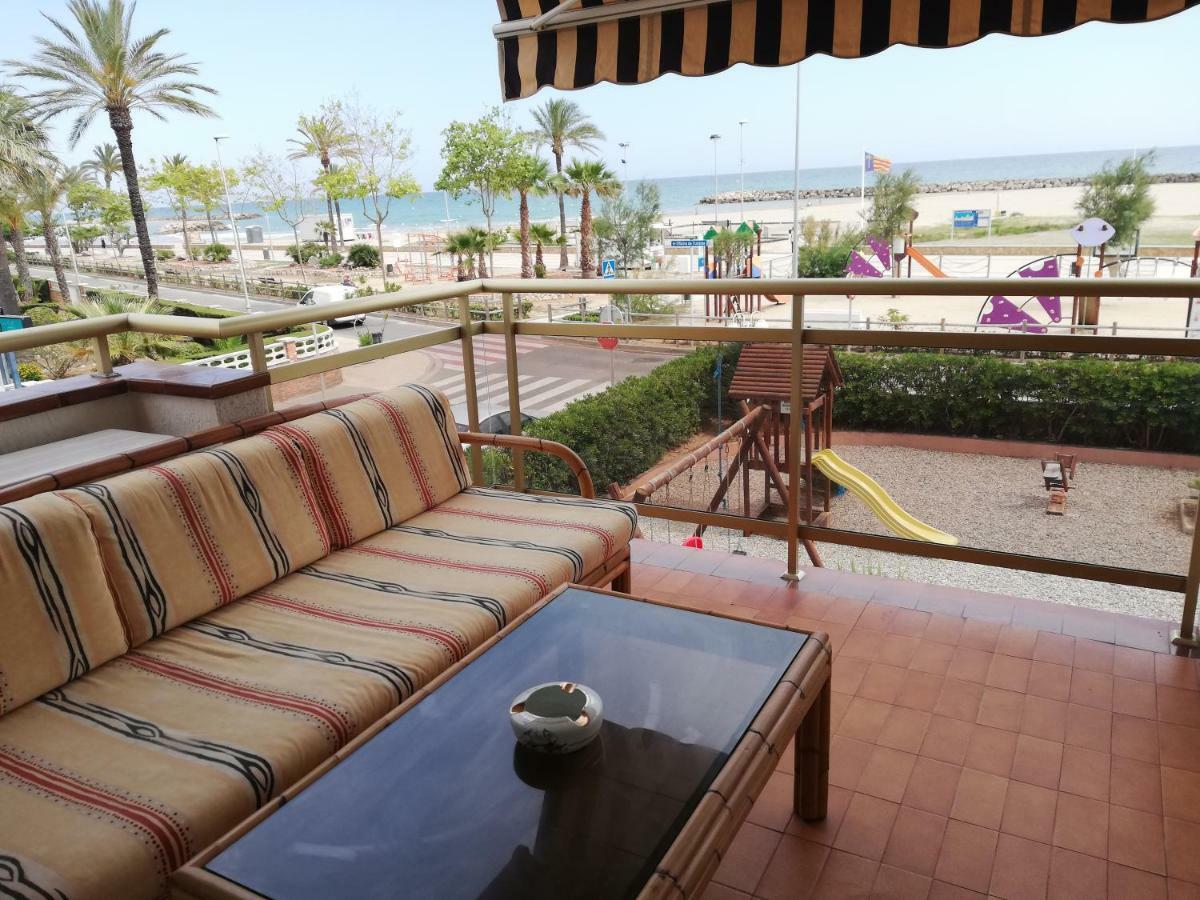 Cunit Playa Apartment ภายนอก รูปภาพ