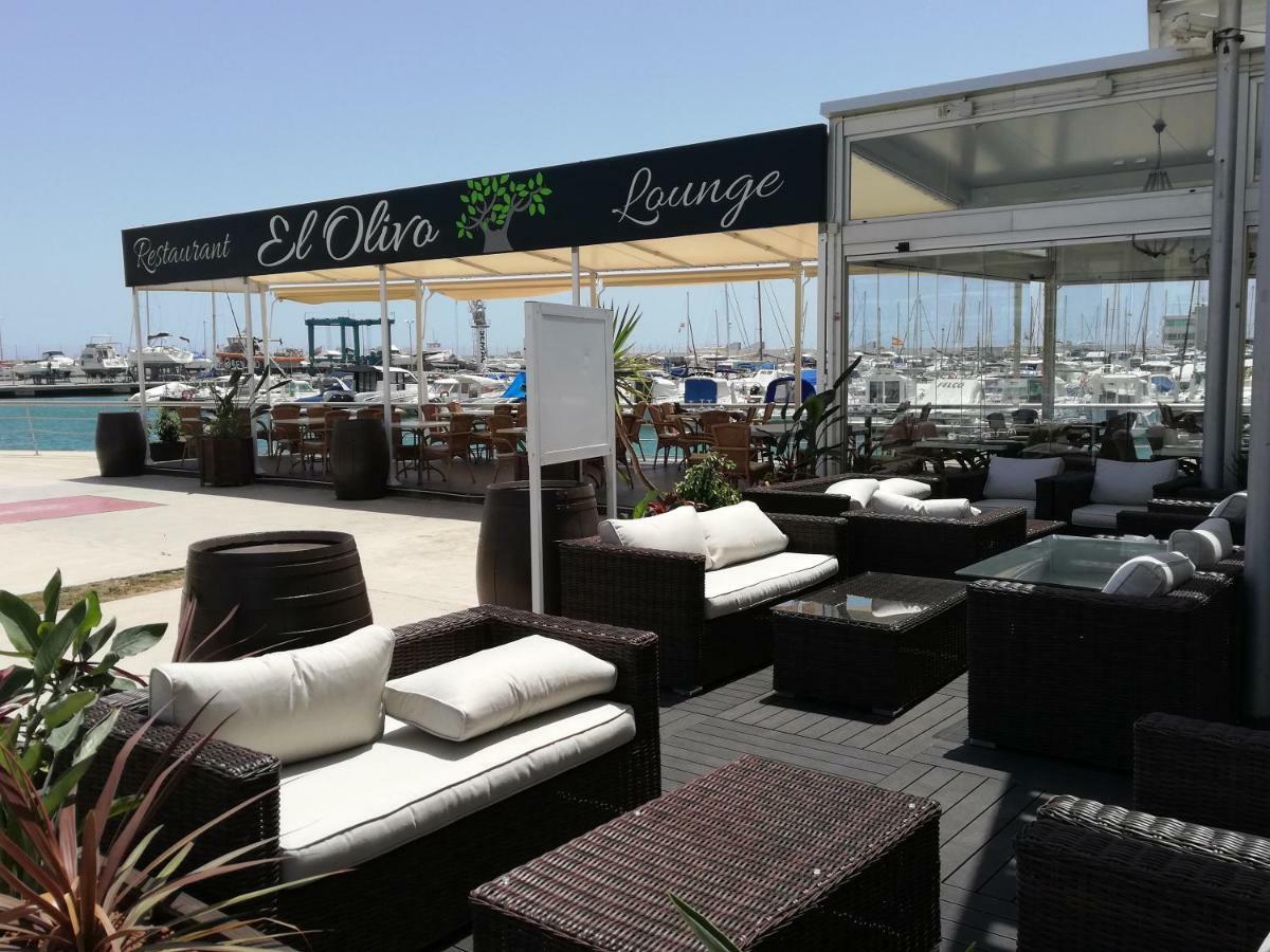 Cunit Playa Apartment ภายนอก รูปภาพ